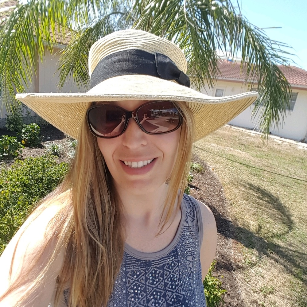 Meet your Posher, Wendy